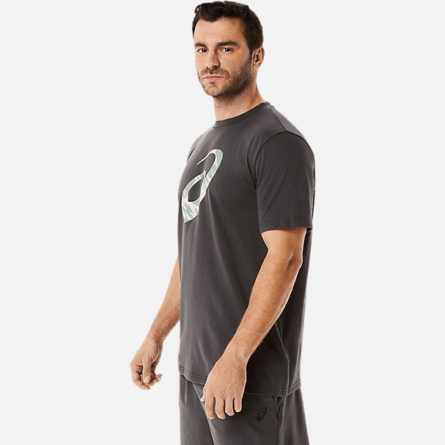 SEASONAL GRAPHIC SHORT SLEEVED TOP