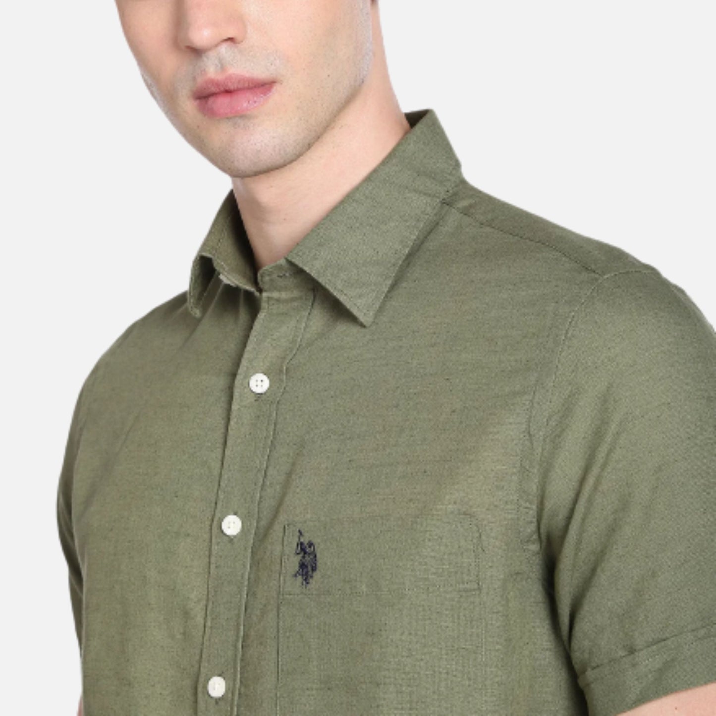 Regular Fit Solid Casual Shirt