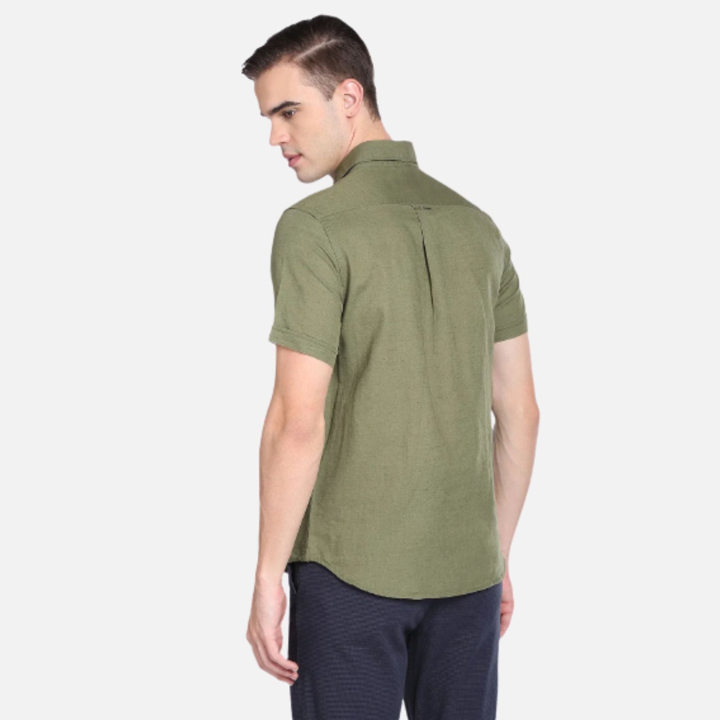 Regular Fit Solid Casual Shirt