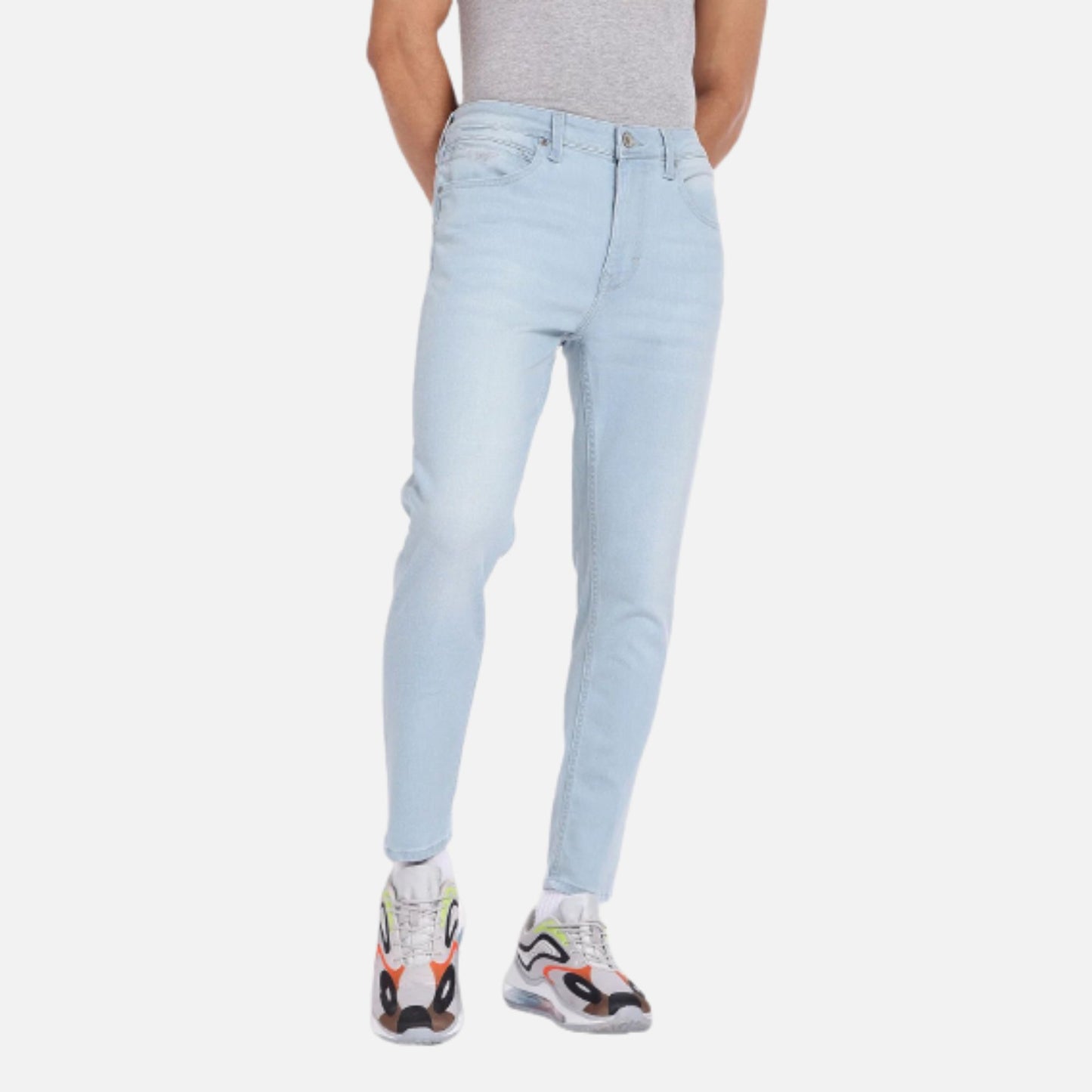 Relax Tapered Stone Wash Jeans