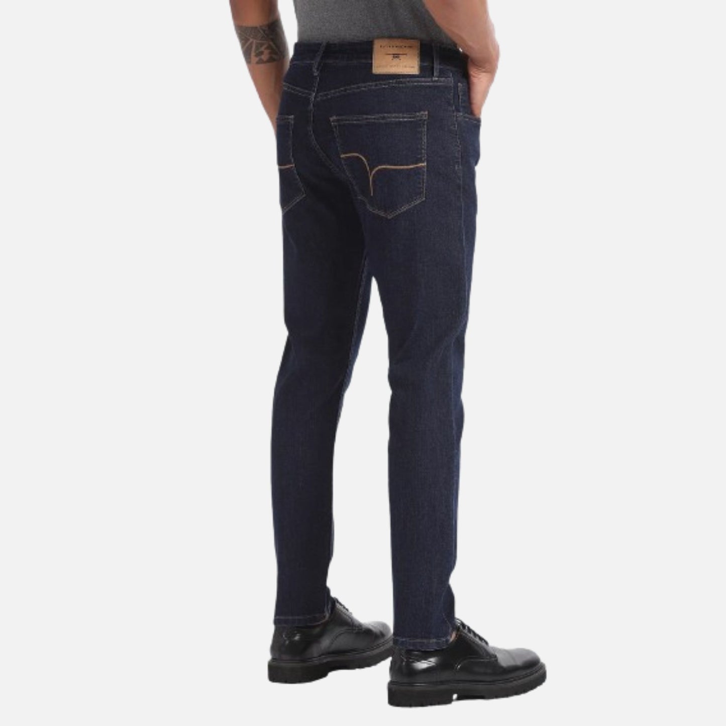 Rinsed Slim Tapered Jeans