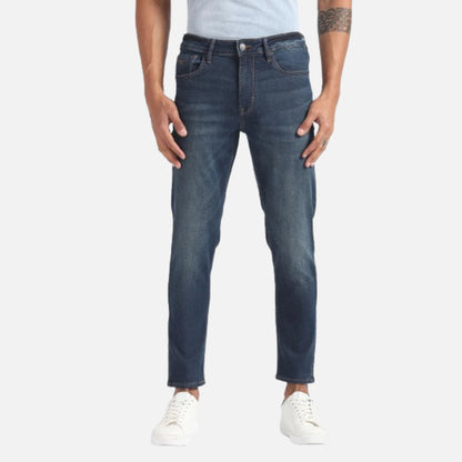 Mankle Relaxed Tapered Fit Jeans