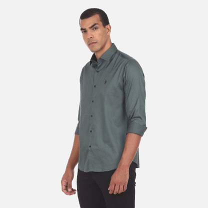 Tailored Regular Fit Solid Casual Shirt