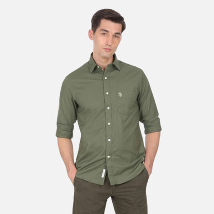 Spread Collar Solid Casual Shirt