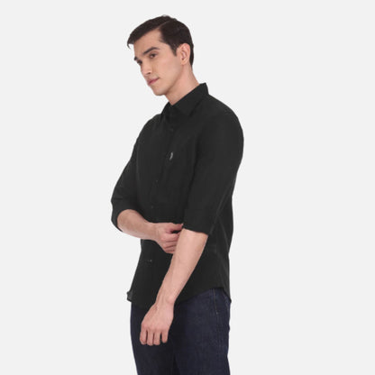 Spread Collar Solid Casual Shirt