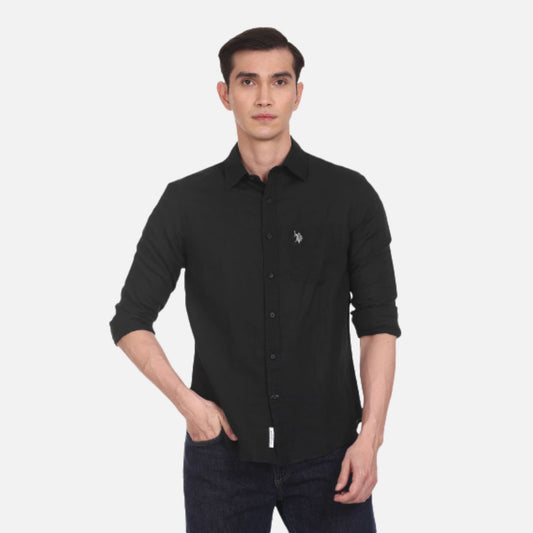 Spread Collar Solid Casual Shirt