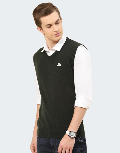 Men Olive Solid V Neck Sleeveless Sweater