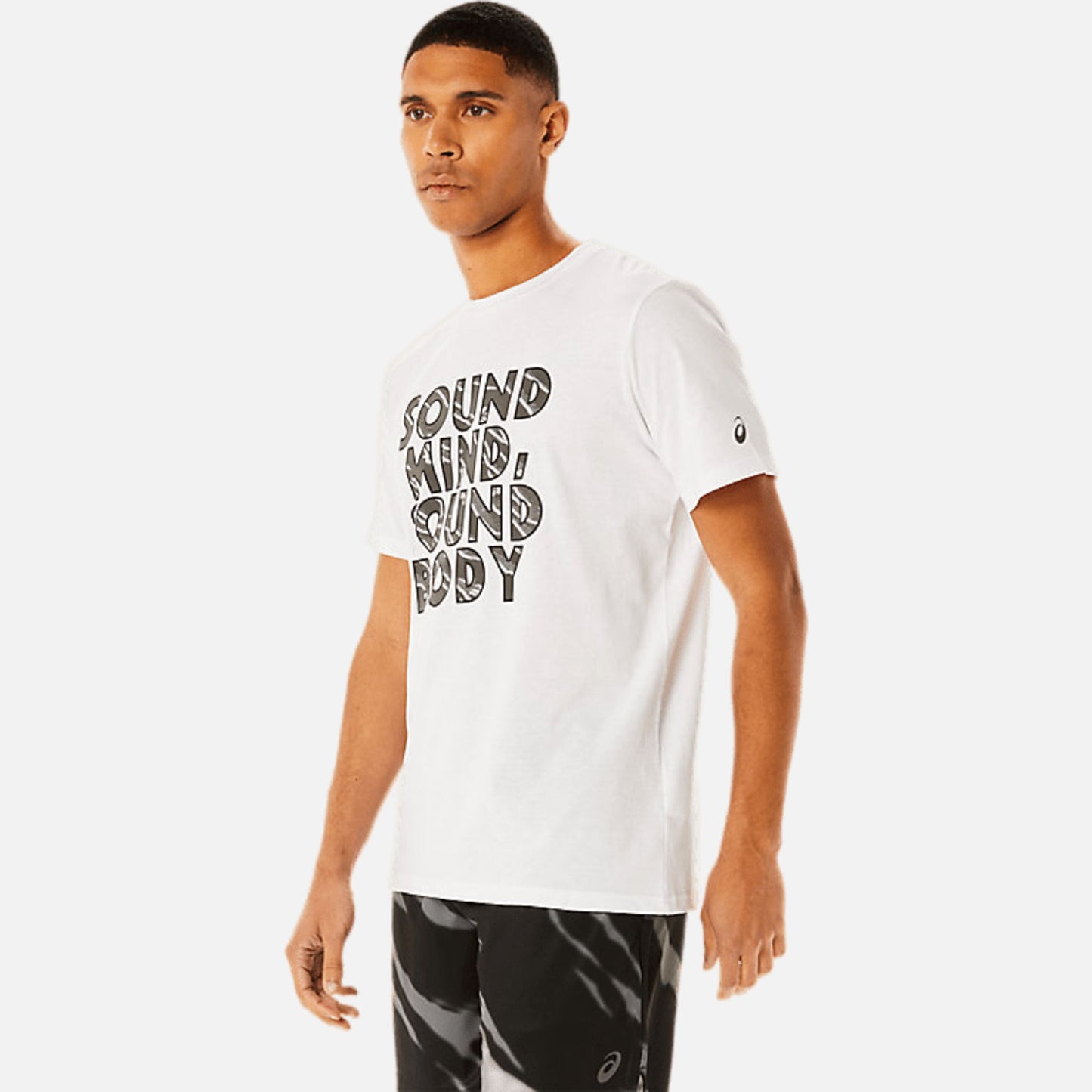 HERITAGE FONT GRAPHIC TEE