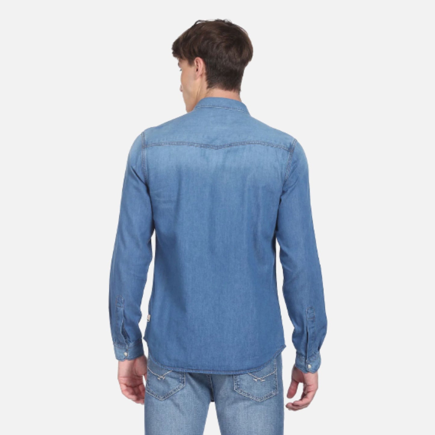 Blue Spread Collar Chambray Casual Shirt